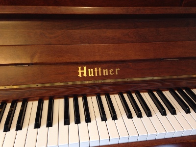 公式 通販 アップライトピアノTOKAI Huttner 鍵盤楽器 | vaniaordones ...