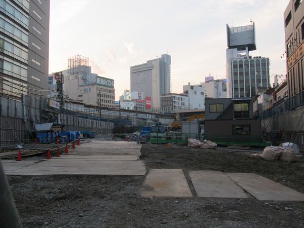 東横線渋谷駅入口付近の変化。2014年3月16日